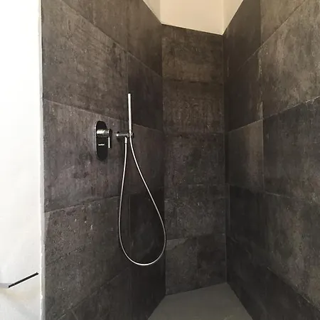 Indipendente Lägenhet *